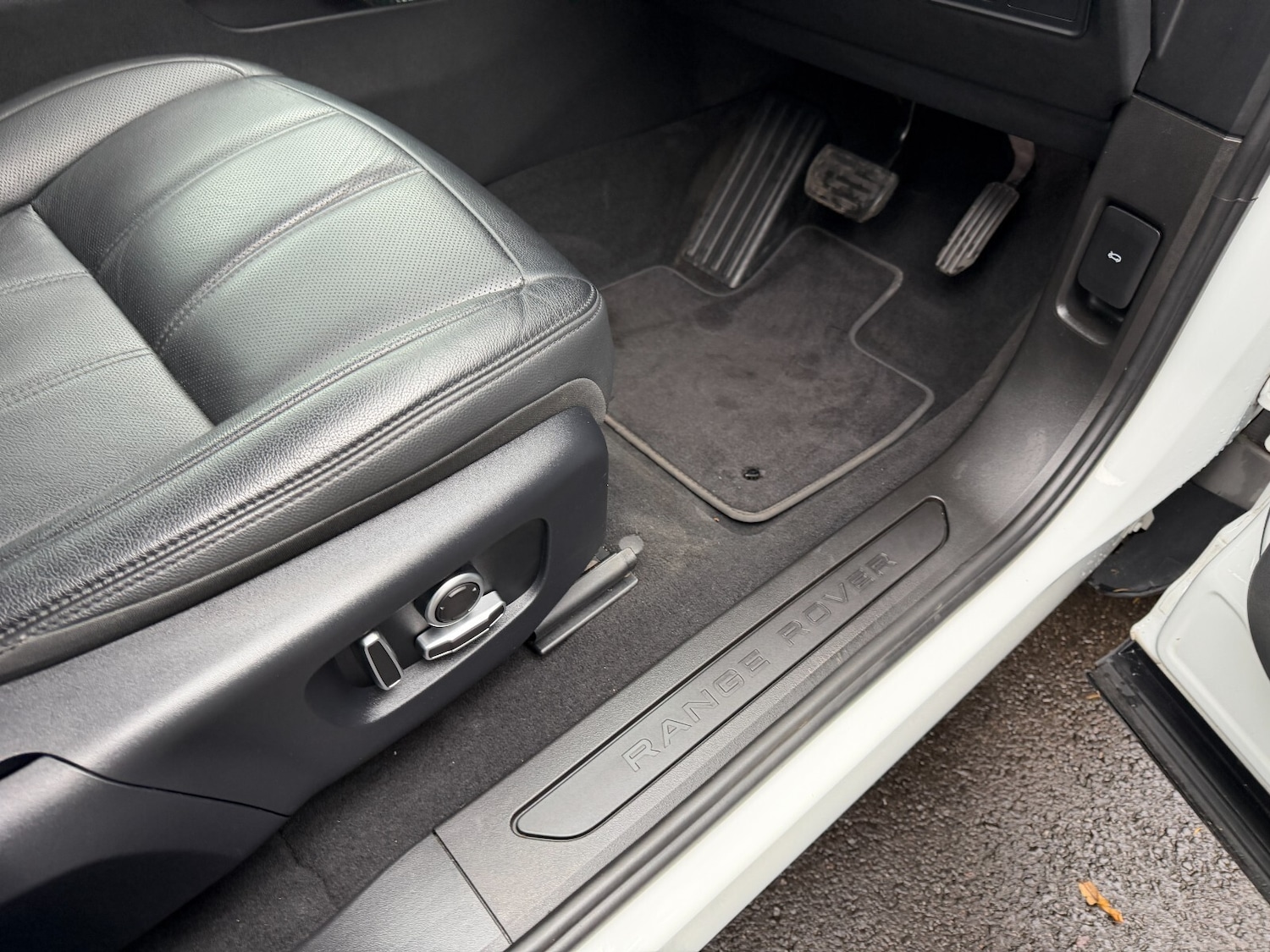 Used Land Rover Range Rover Evoque 2021 for sale - 76494043: Photo 13