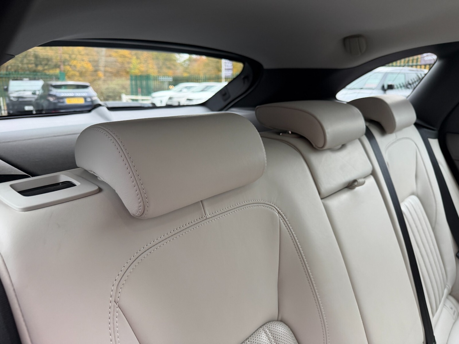 Used Jaguar F-Pace 2017 for sale - 76514833: Photo 28