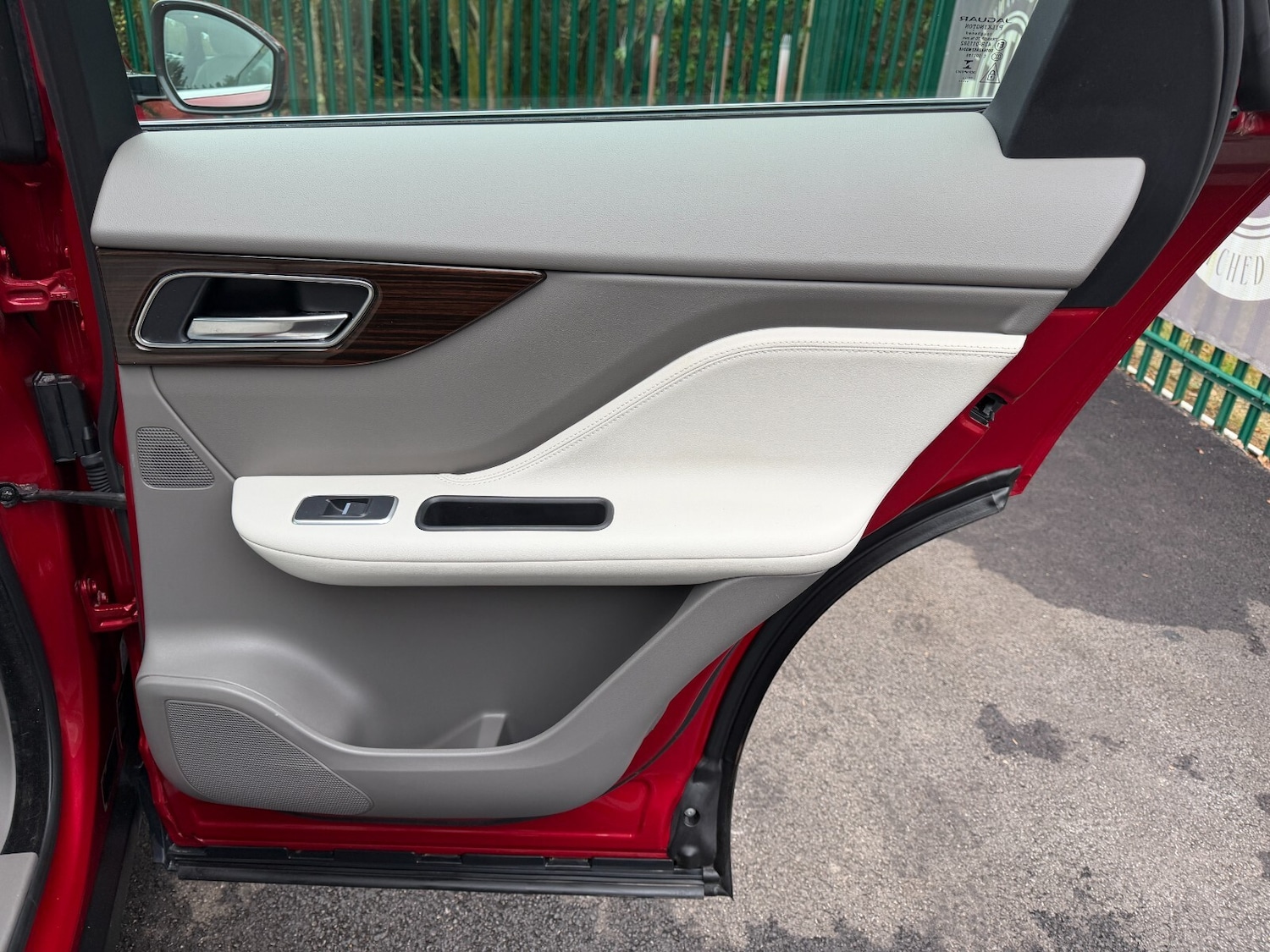 Used Jaguar F-Pace 2017 for sale - 76514833: Photo 29