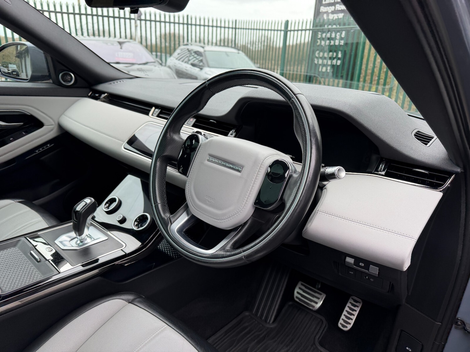 Used Land Rover Range Rover Evoque 2019 for sale - 77619102: Photo 10