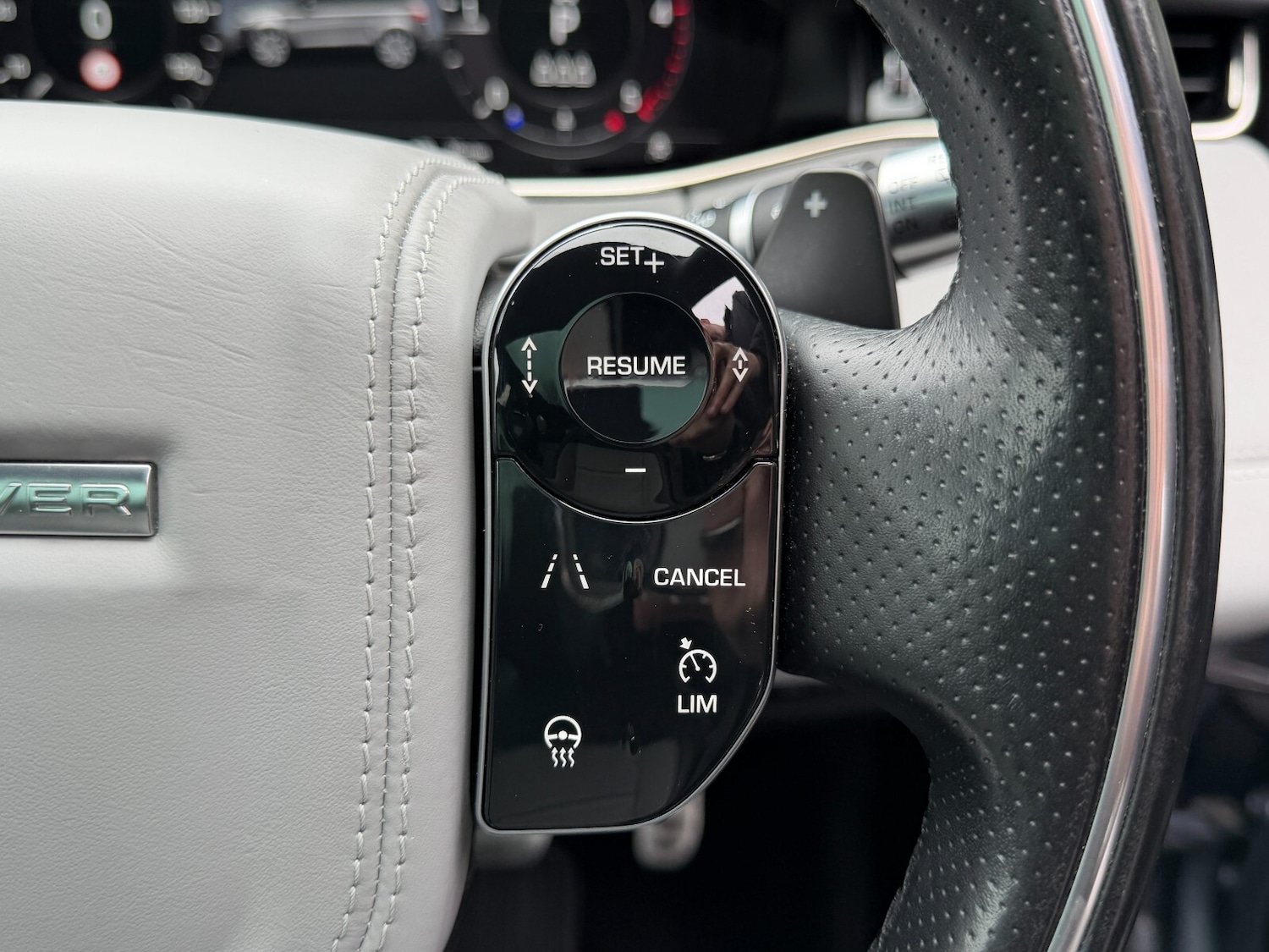 Used Land Rover Range Rover Evoque 2019 for sale - 77619102: Photo 16