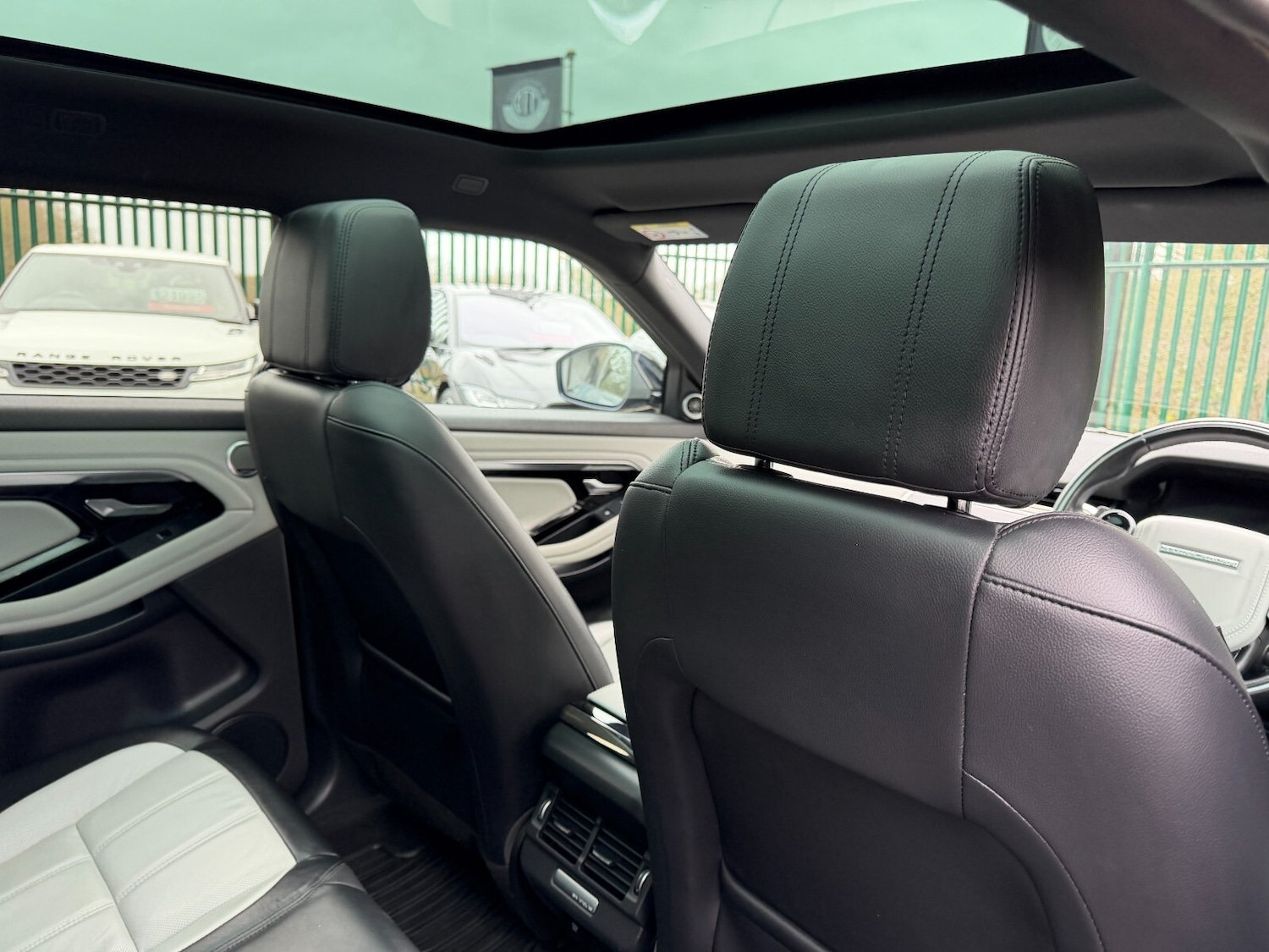 Used Land Rover Range Rover Evoque 2019 for sale - 77619102: Photo 27