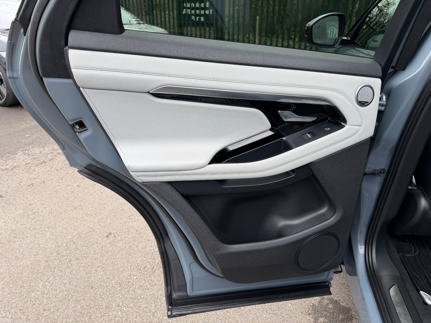 Used Land Rover Range Rover Evoque 2019 for sale - 77619102: Photo 40