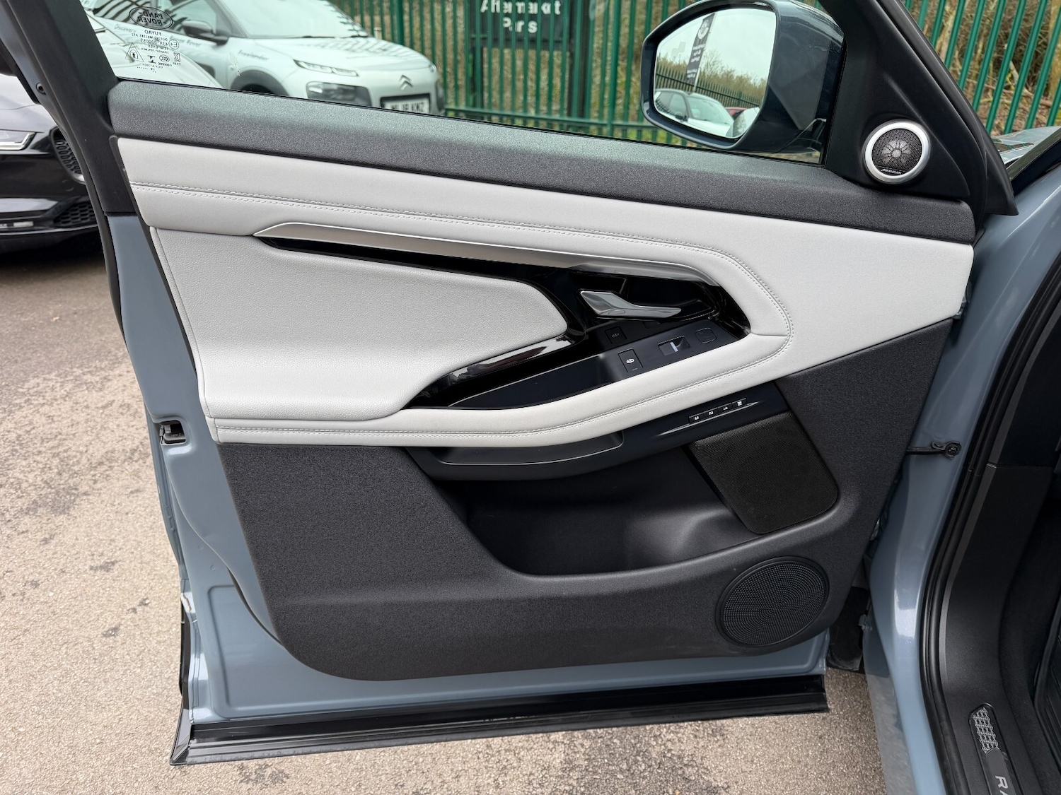 Used Land Rover Range Rover Evoque 2019 for sale - 77619102: Photo 46