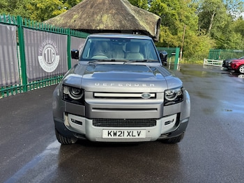 Used Land Rover Defender 2021 for sale - 76366516: Photo