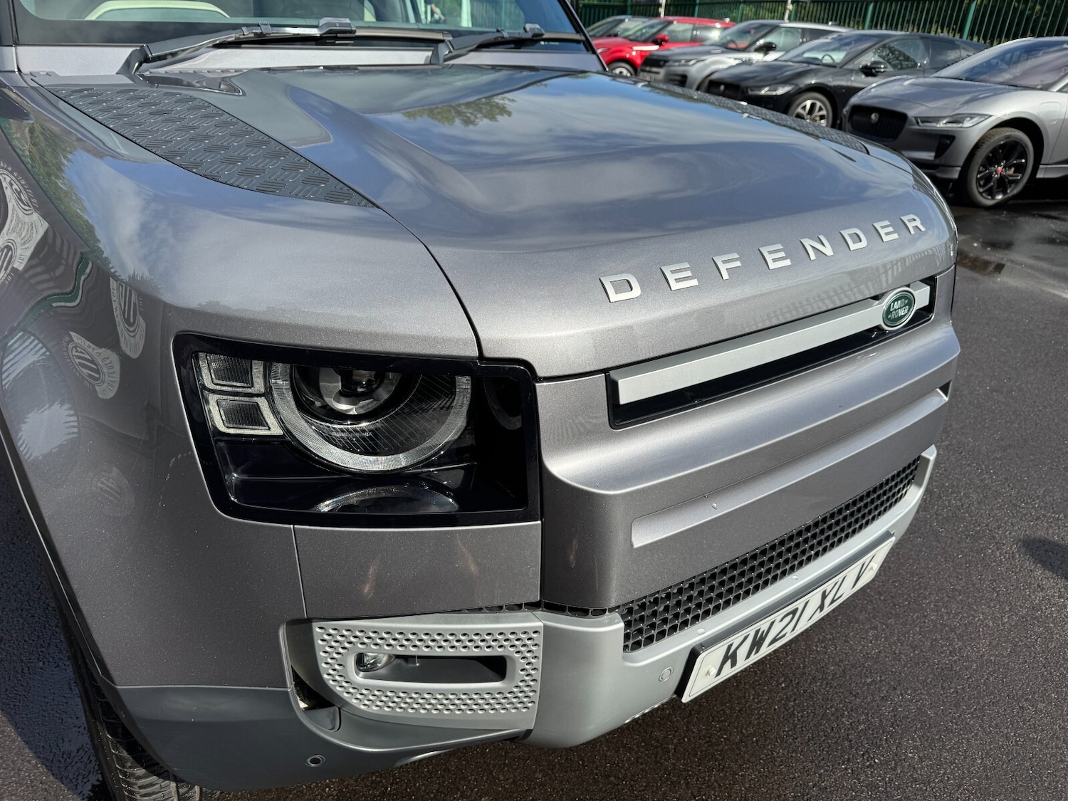 Used Land Rover Defender 2021 for sale - 76366516: Photo 57