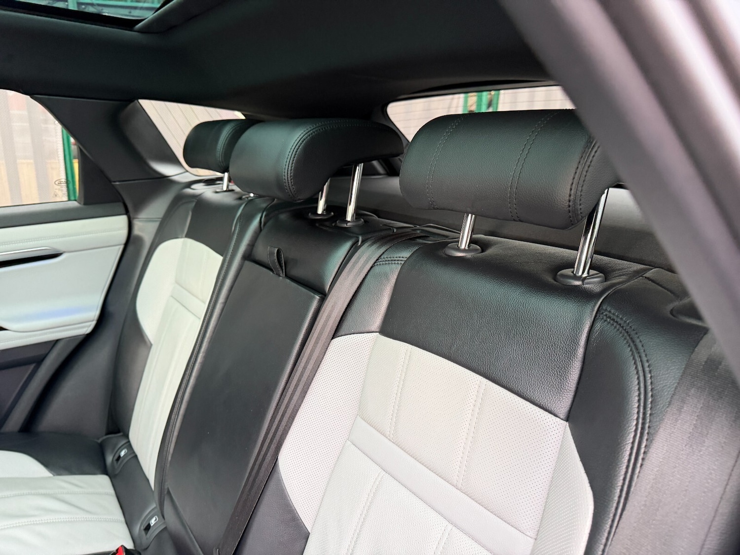 Used Land Rover Range Rover Evoque 2019 for sale - 77285712: Photo 38