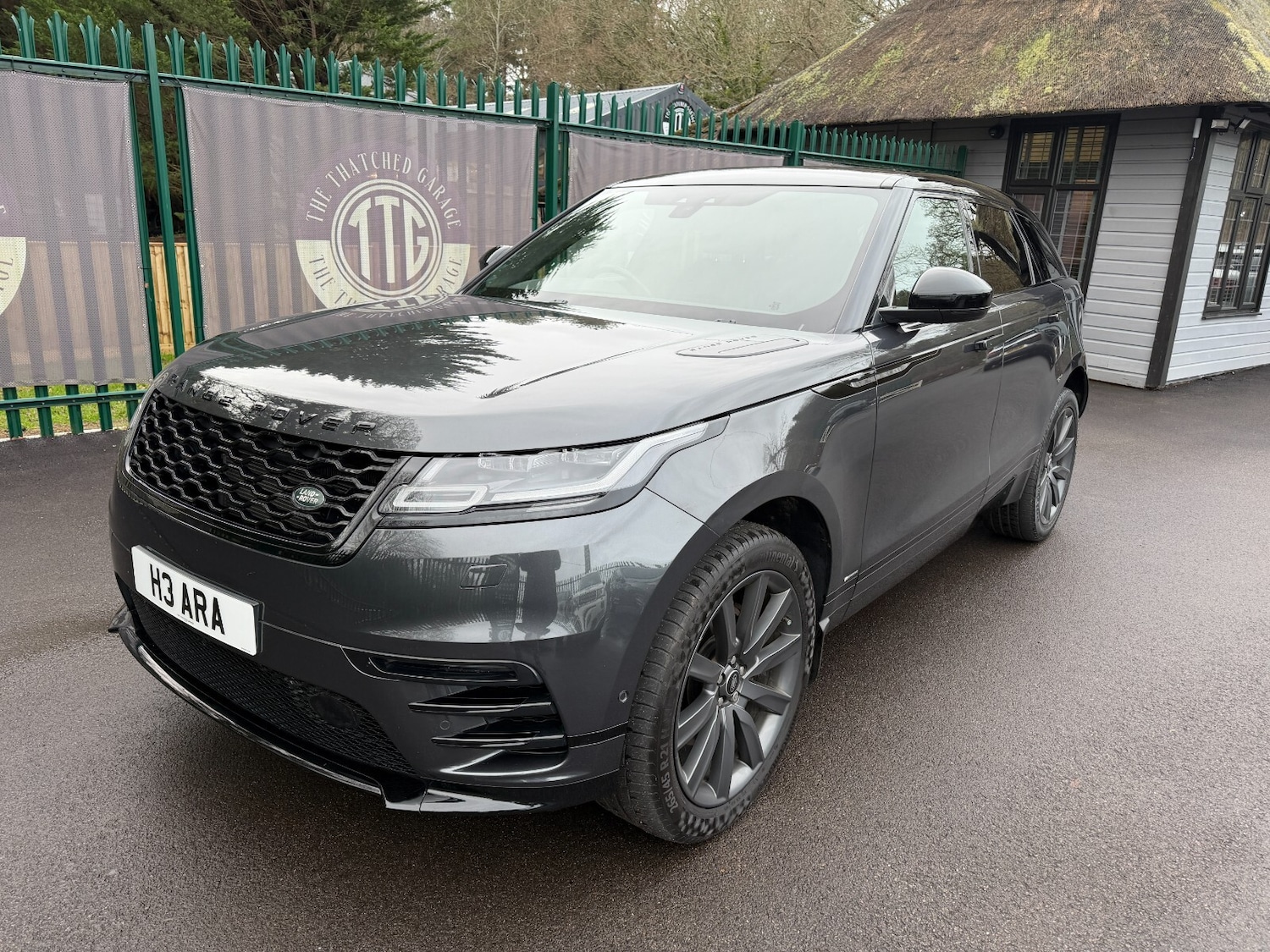 Used Land Rover Range Rover Velar 2018 for sale - 77388906: Photo 3