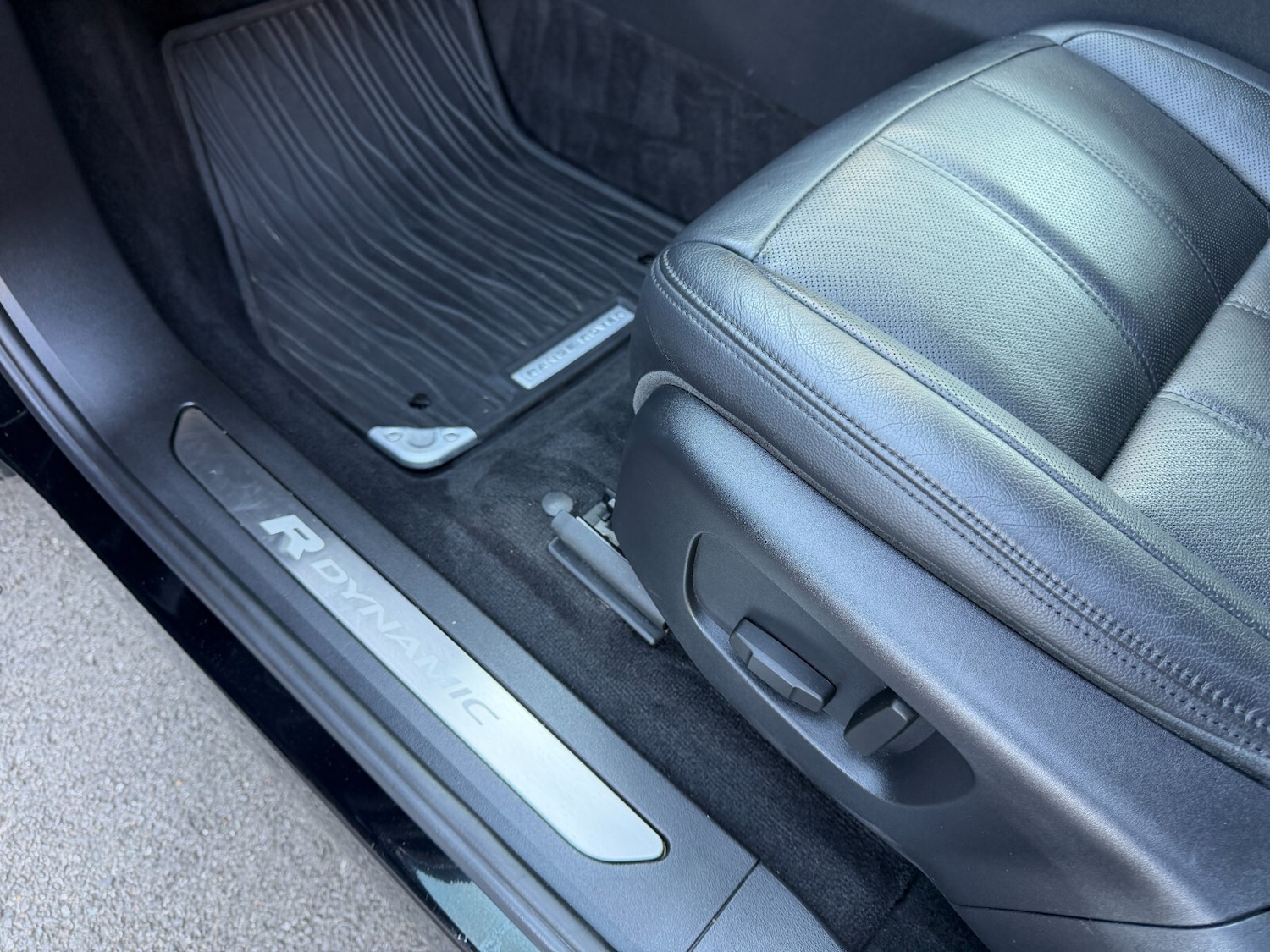 Used Land Rover Range Rover Evoque 2019 for sale - 77959918: Photo 37