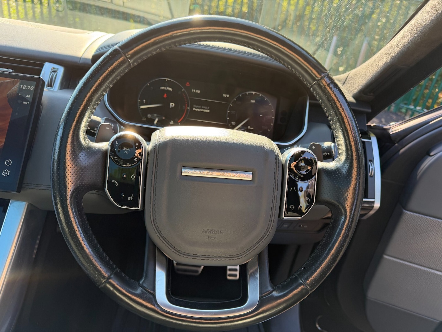 Used Land Rover Range Rover Sport 2016 for sale - 76366600: Photo 11