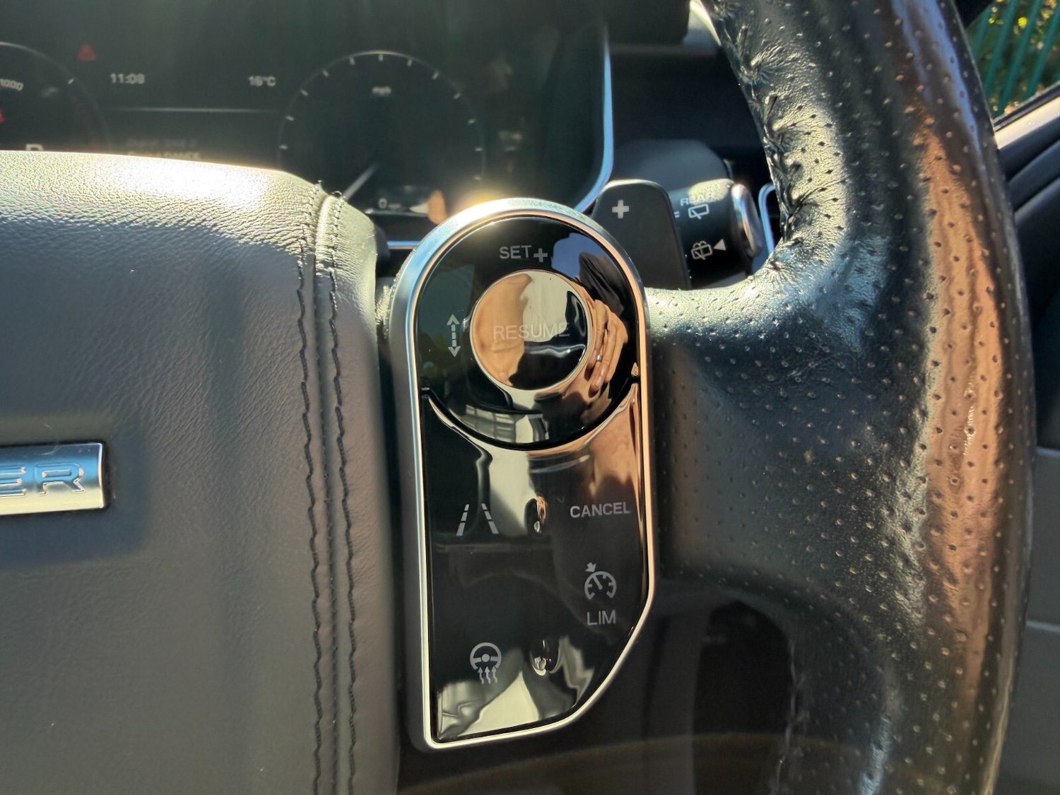 Used Land Rover Range Rover Sport 2016 for sale - 76366600: Photo 12