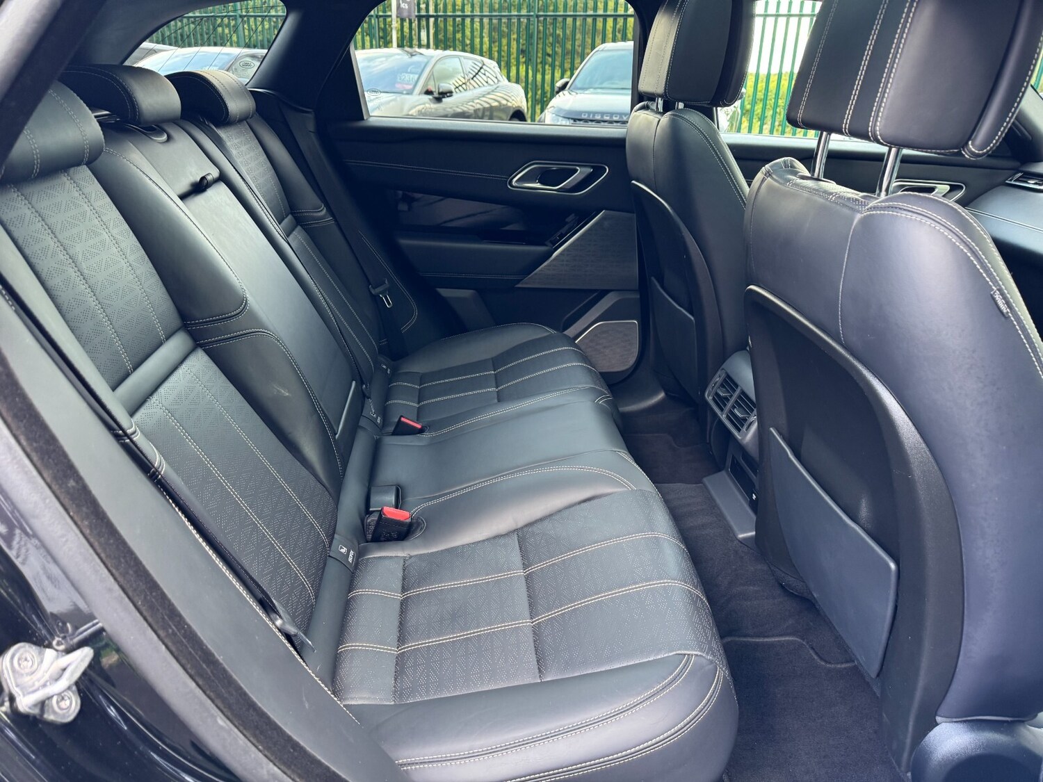 Used Land Rover Range Rover Velar 2017 for sale - 76366611: Photo 33