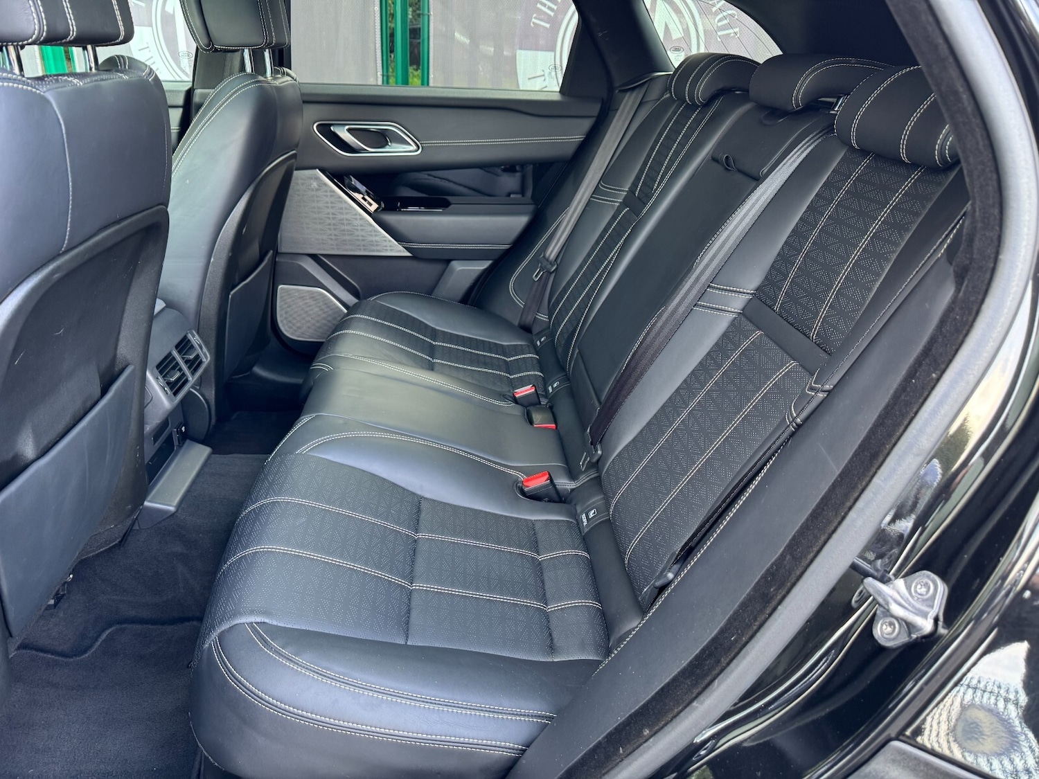 Used Land Rover Range Rover Velar 2017 for sale - 76366611: Photo 43