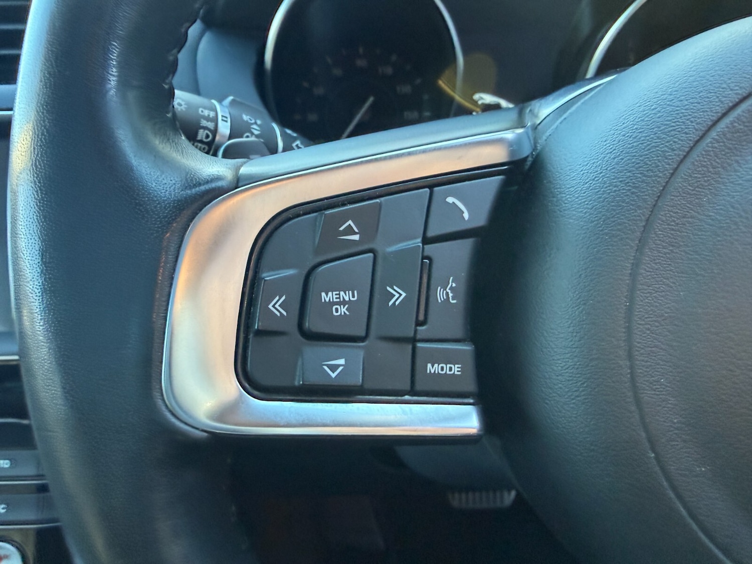 Used Jaguar F-Pace 2018 for sale - 76664513: Photo 17