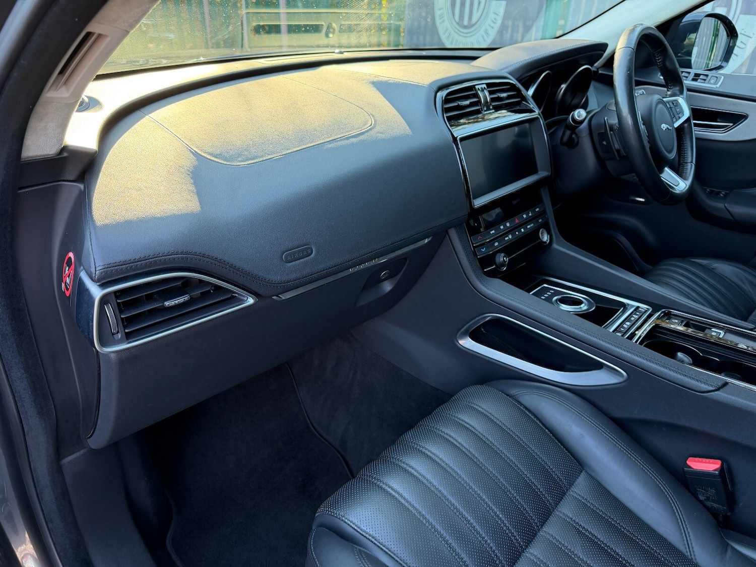 Used Jaguar F-Pace 2018 for sale - 76664513: Photo 43