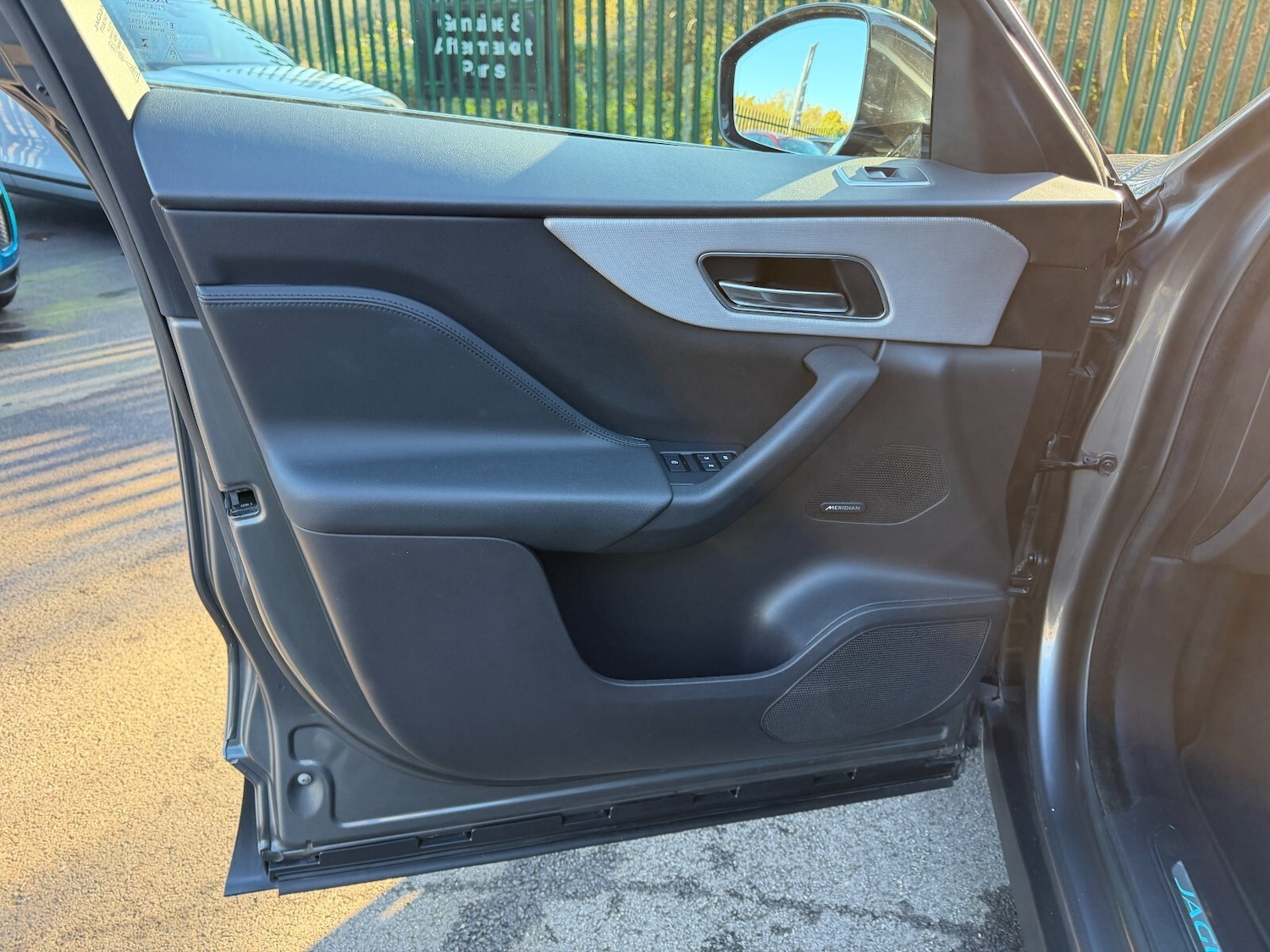 Used Jaguar F-Pace 2018 for sale - 76664513: Photo 45