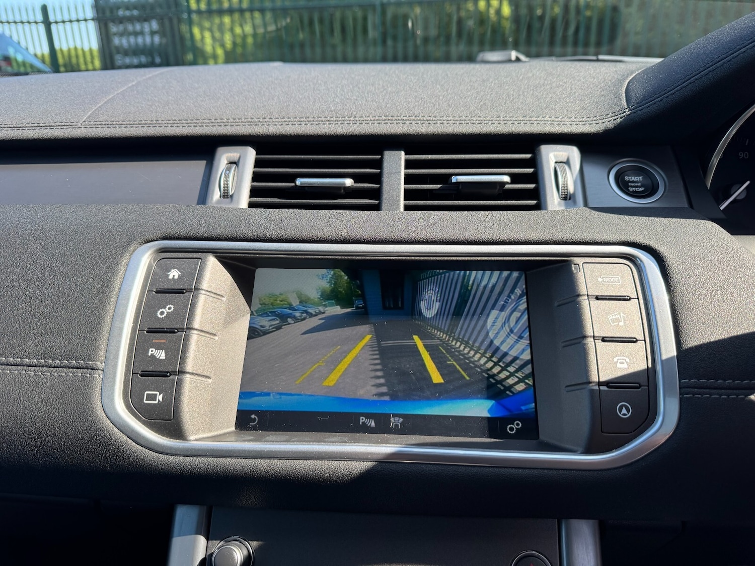 Used Land Rover Range Rover Evoque 2018 for sale - 76366405: Photo 16