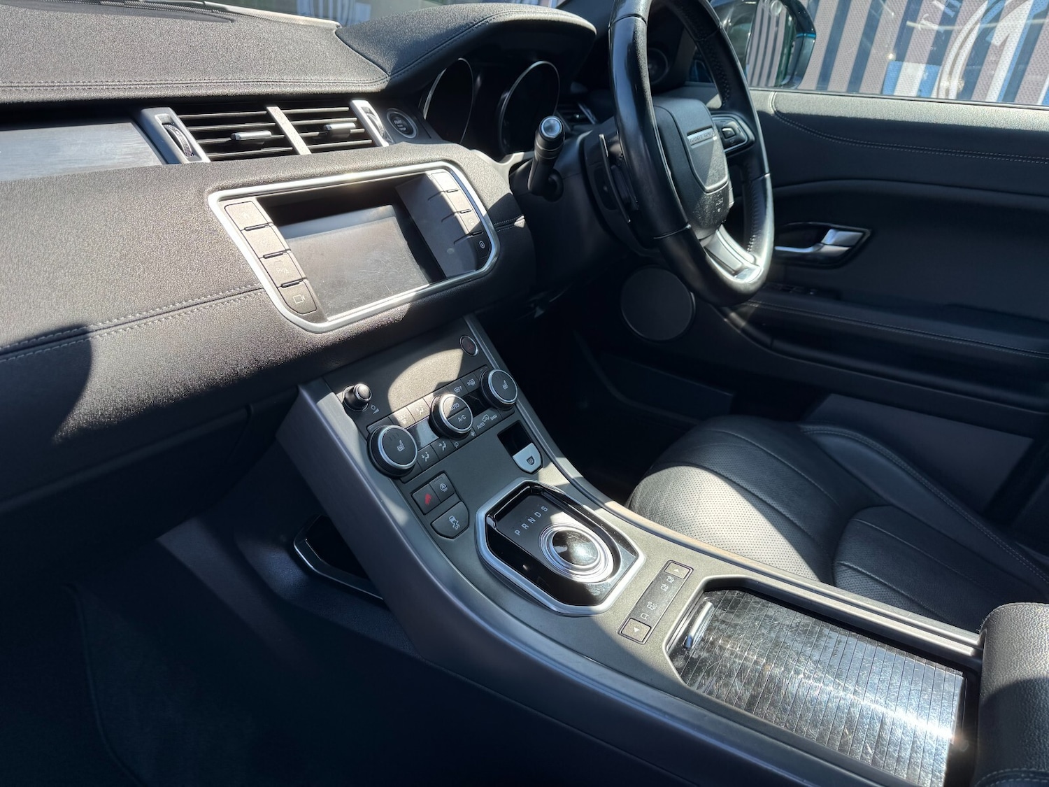 Used Land Rover Range Rover Evoque 2018 for sale - 76366405: Photo 34