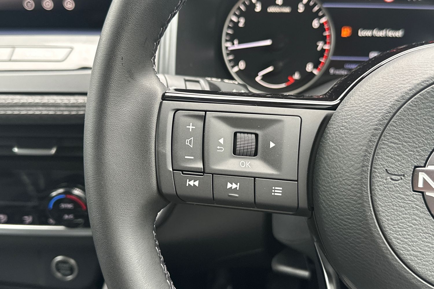 Used Nissan Qashqai 2025 for sale - 76079229: Photo 21