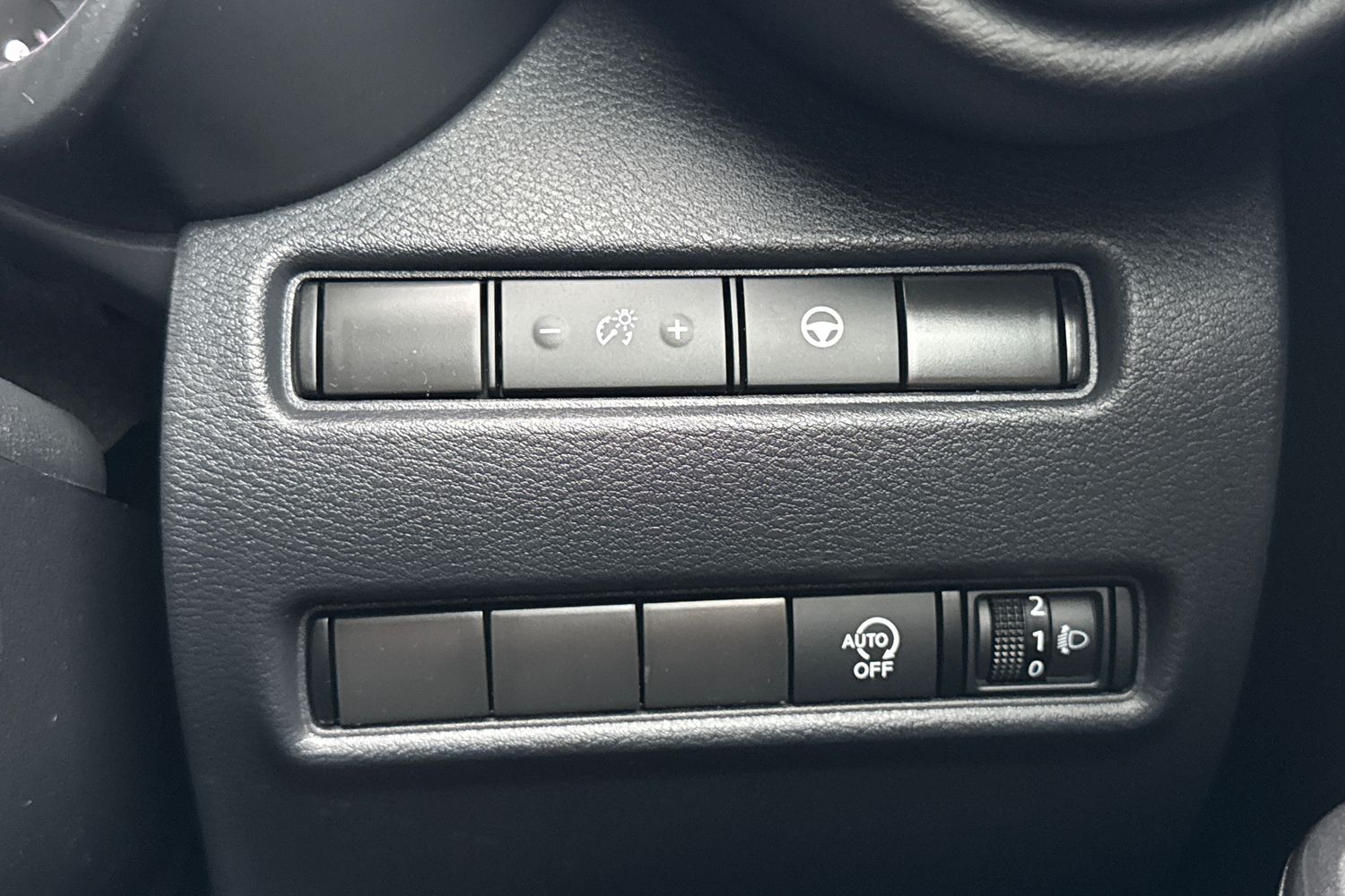 Used Nissan Juke 2023 for sale - 76372972: Photo 30