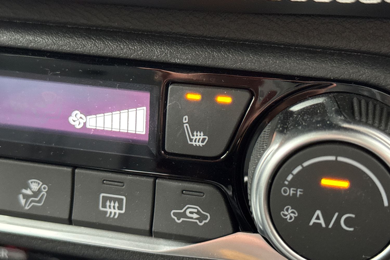 Used Nissan Juke 2023 for sale - 76372972: Photo 34