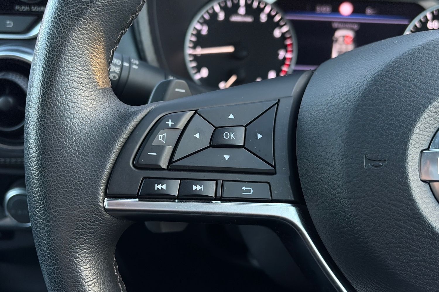 Used Nissan Juke 2020 for sale - 76780310: Photo 21