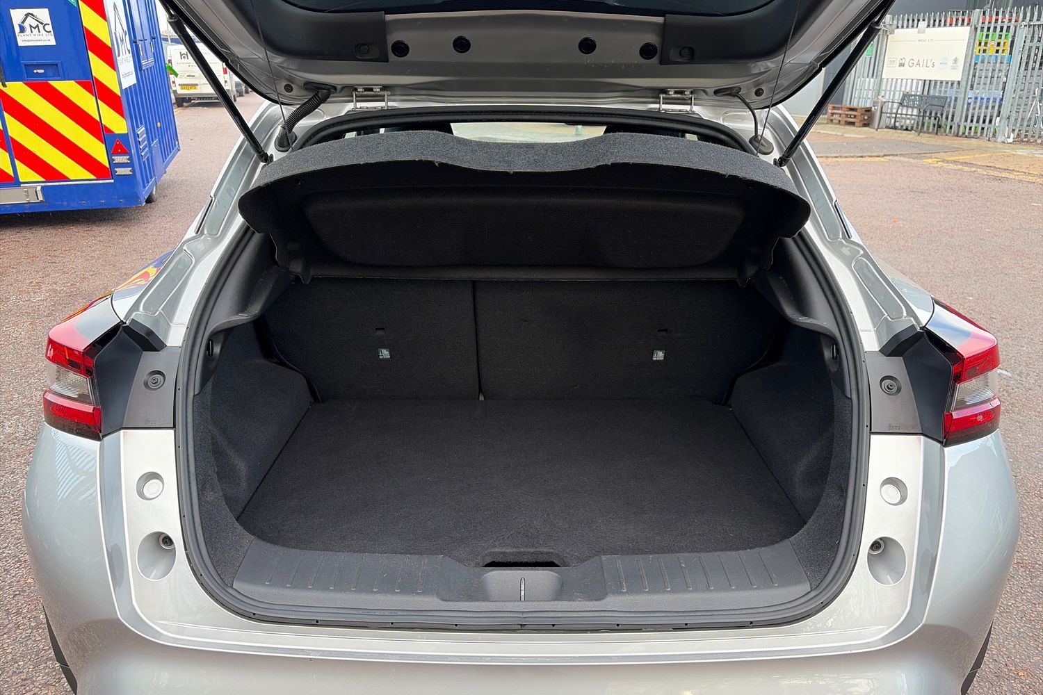 Used Nissan Juke 2020 for sale - 77116132: Photo 24