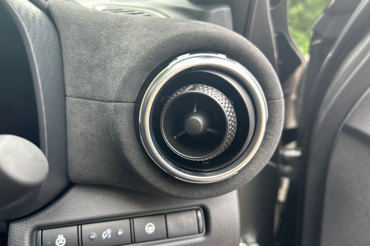 Used Nissan Juke 2025 for sale - 75992830: Photo 27