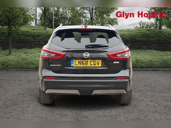 Used Nissan Qashqai 2018 for sale - 77833491: Photo