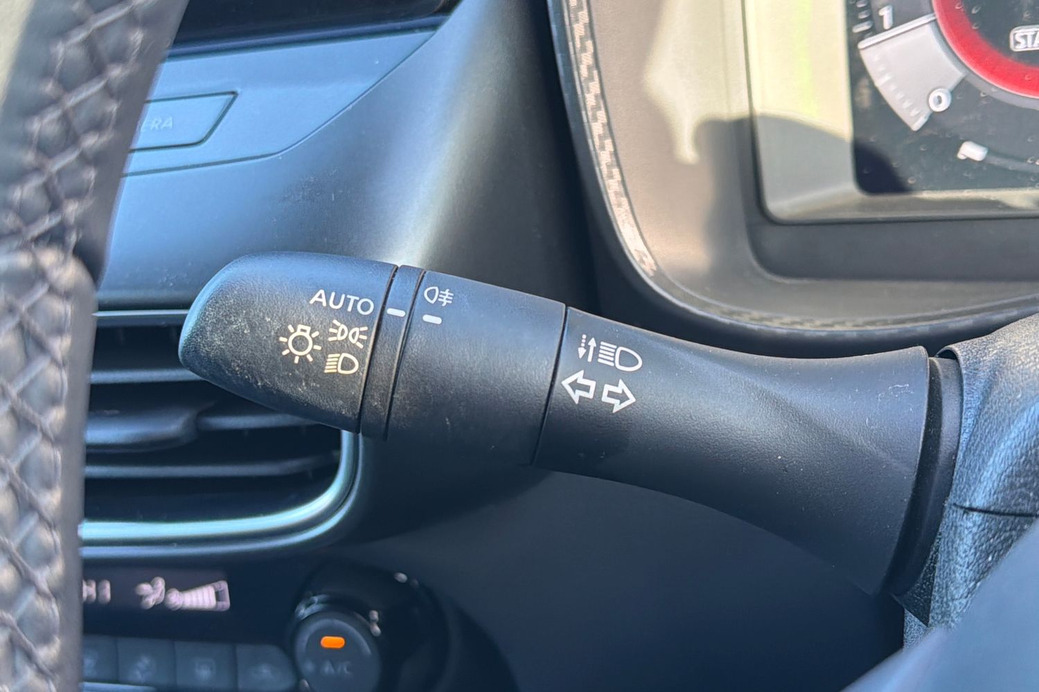 Used Nissan Juke 2024 for sale - 77457779: Photo 38