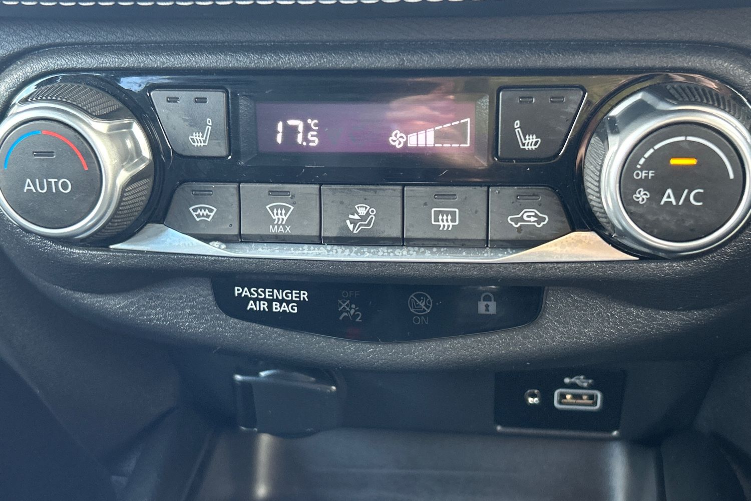 Used Nissan Juke 2023 for sale - 75930001: Photo 15