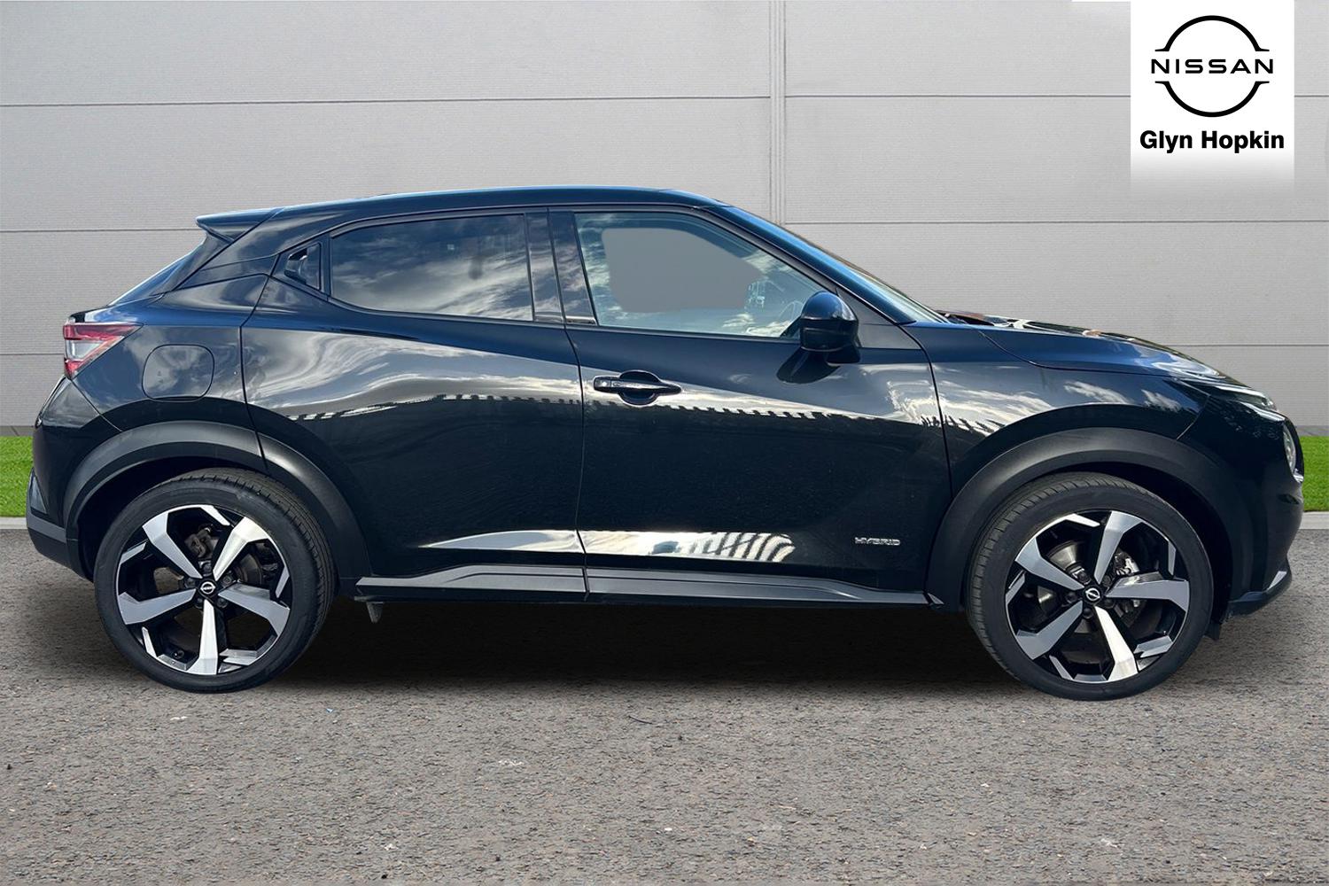 Used Nissan Juke 2023 for sale - 75930001: Photo 2