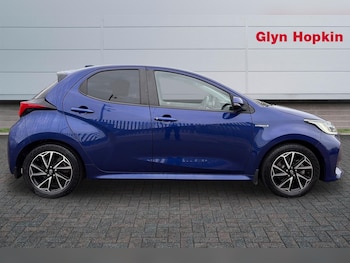 Used Toyota Yaris 2020 for sale - 78042119: Photo