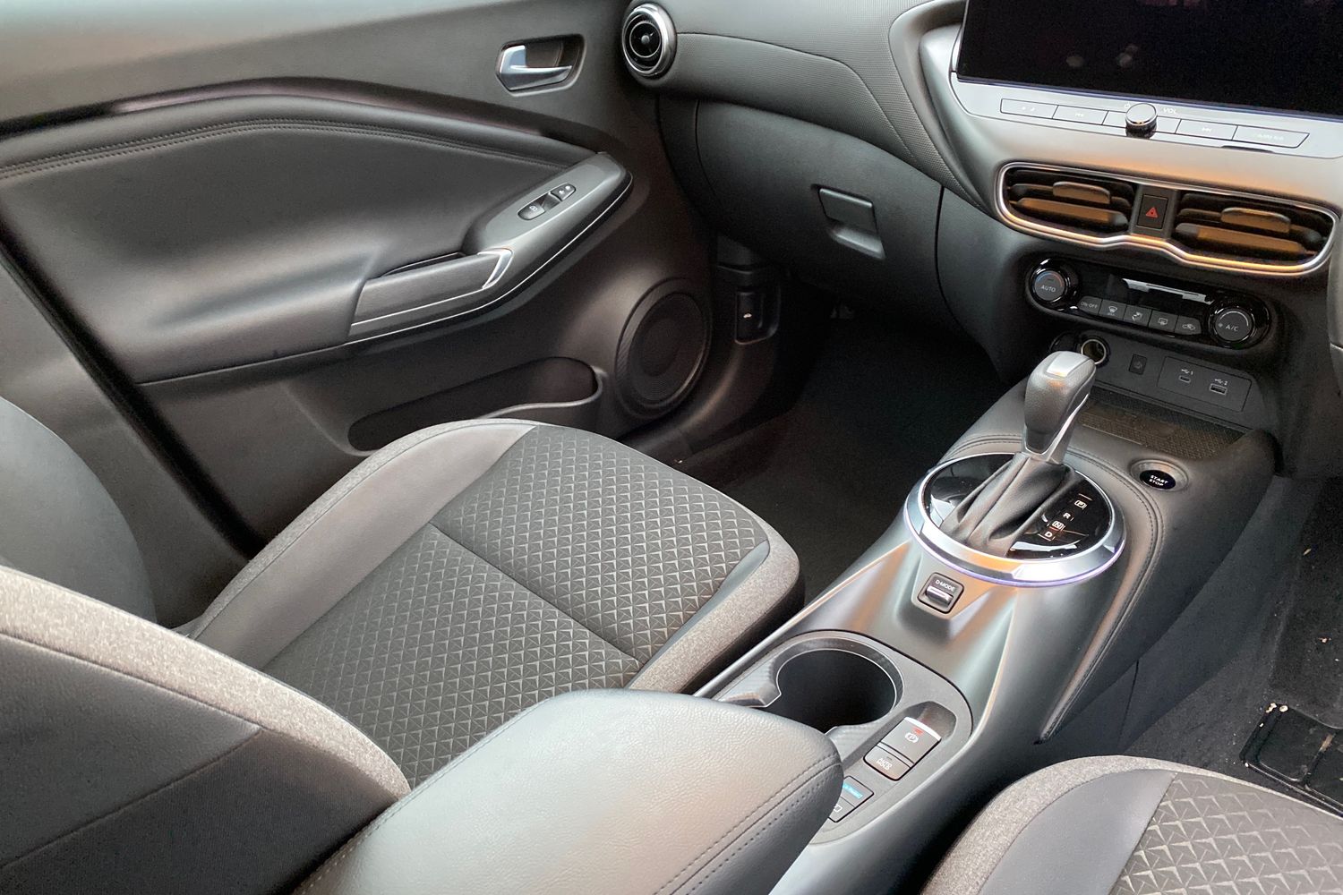 Used Nissan Juke 2024 for sale - 77160749: Photo 14