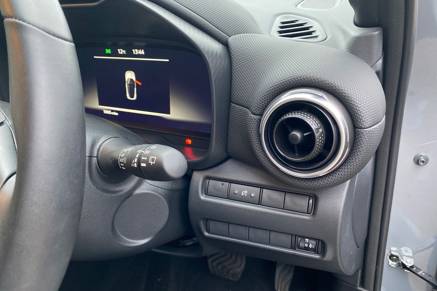 Used Nissan Juke 2024 for sale - 77160749: Photo 37