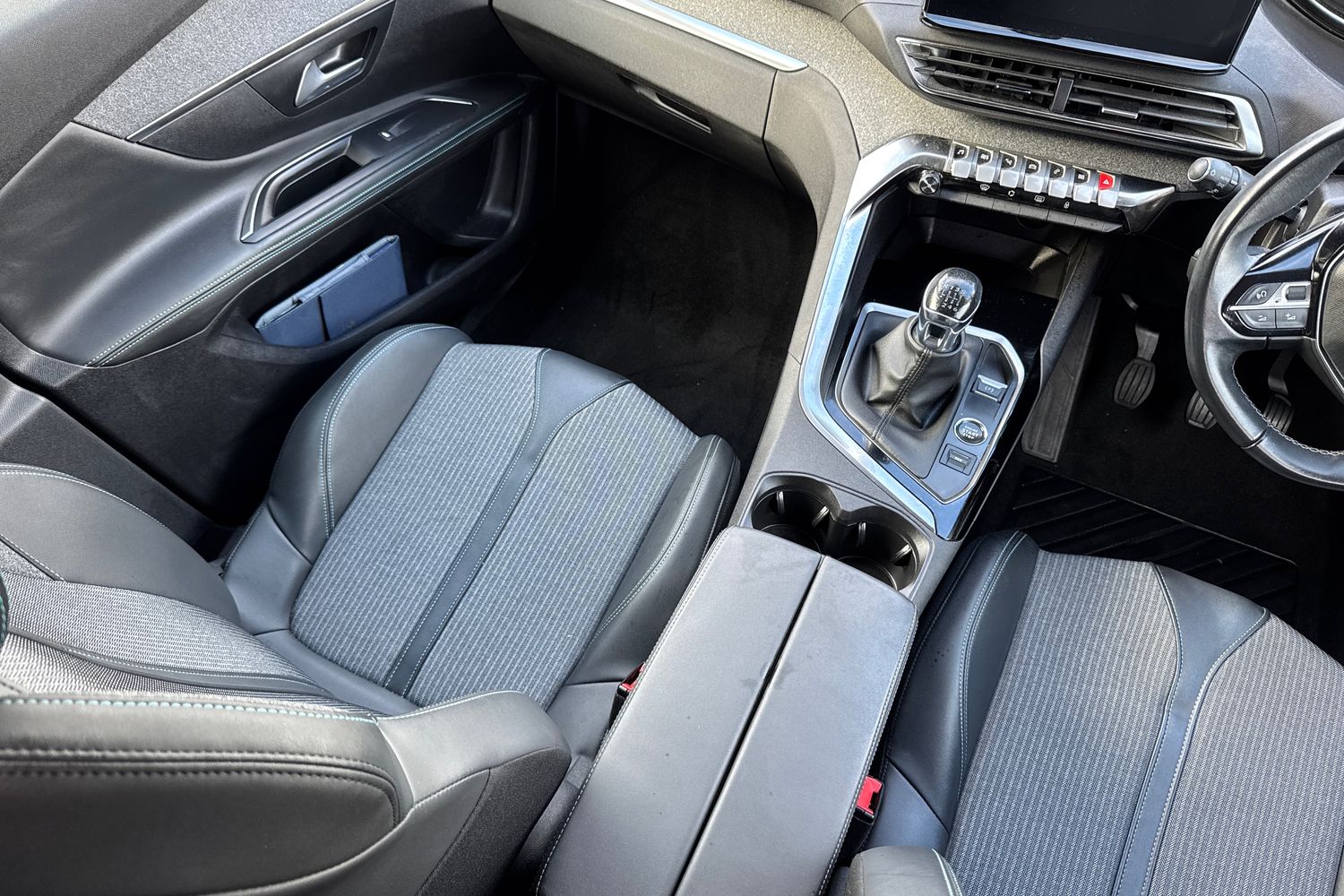 Used Peugeot 5008 2021 for sale - 76316897: Photo 14