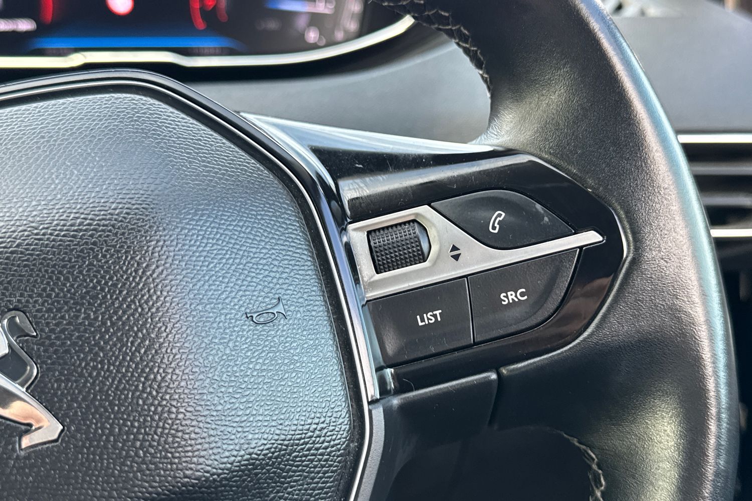 Used Peugeot 5008 2021 for sale - 76316897: Photo 22