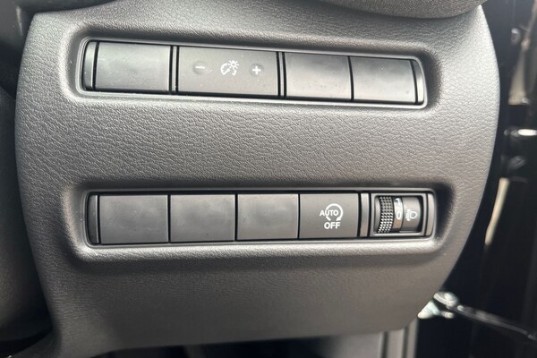 Used Nissan Juke 2024 for sale - 75046259: Photo 33