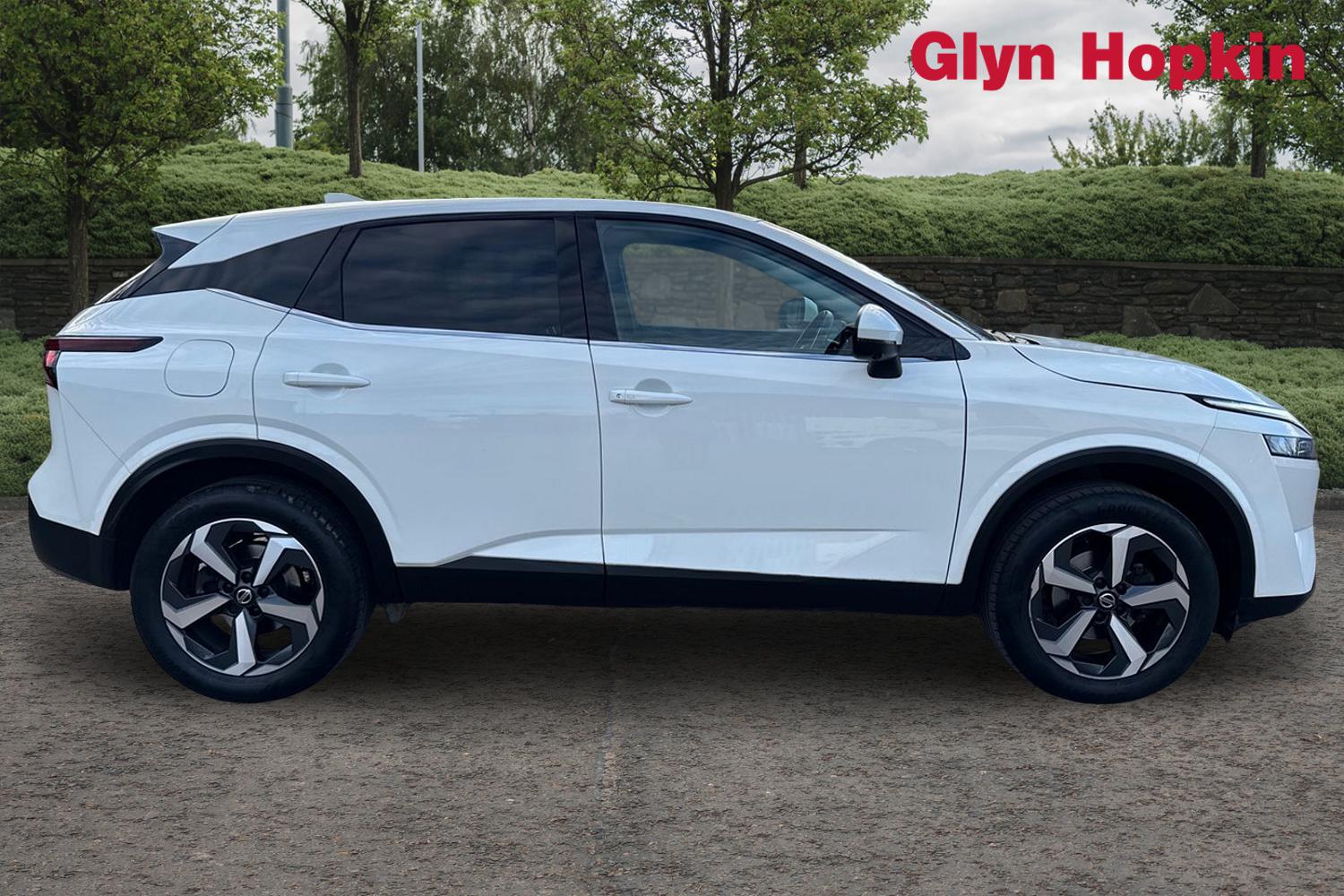 Used Nissan Qashqai 2022 for sale - 76312074: Photo 2