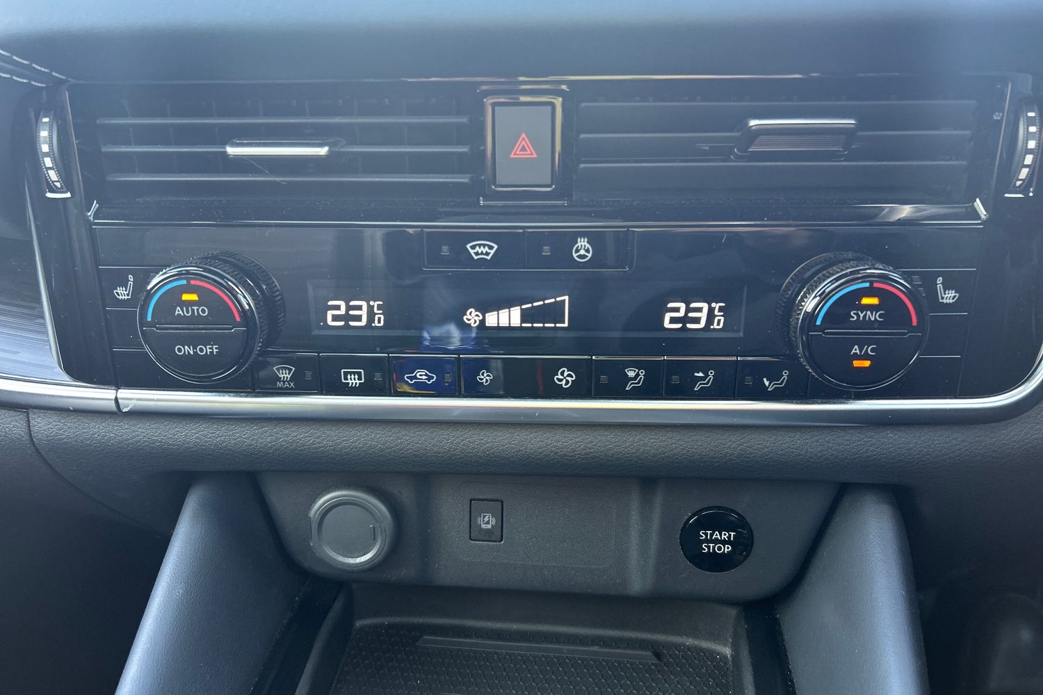 Used Nissan Qashqai 2022 for sale - 77285647: Photo 15