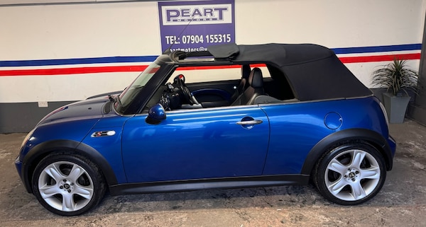 Used MINI Convertible 2005 for sale - 72446161: Photo 10