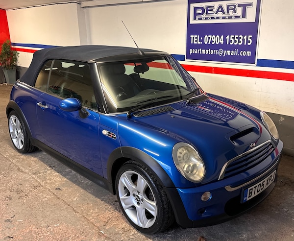 Used MINI Convertible 2005 for sale - 72446161: Photo 11