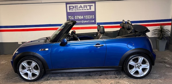 Used MINI Convertible 2005 for sale - 72446161: Photo 4
