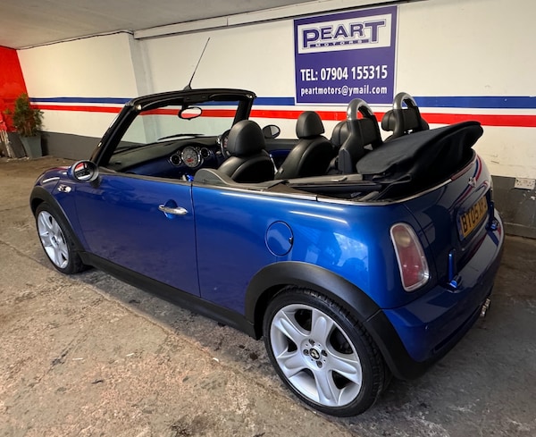 Used MINI Convertible 2005 for sale - 72446161: Photo 5