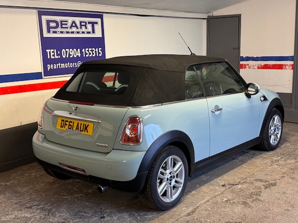 Used MINI Convertible 2011 for sale - 73201063: Photo 20