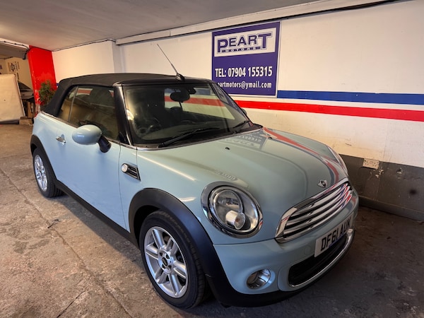 Used MINI Convertible 2011 for sale - 73201063: Photo 24