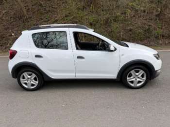 Used Dacia Sandero Stepway 2014 for sale - 74906322: Photo