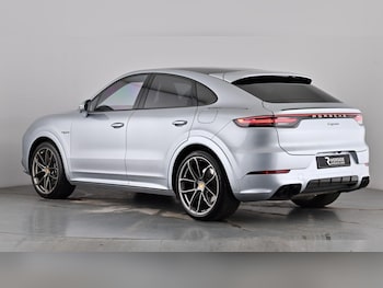 Used Porsche Cayenne 2023 for sale - 79181839: Photo