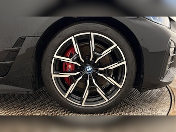 Used BMW i4 2022 for sale - 79600879: Photo