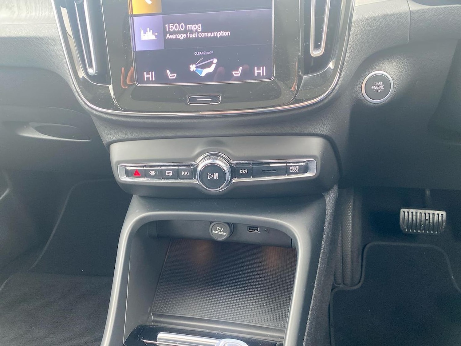 Used Volvo XC40 2022 for sale - 76490823: Photo 12